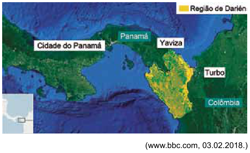 Mapa por satélite destacando a Região de Darién em amarelo na fronteira entre Panamá e Colômbia, indicando as cidades de Cidade do Panamá e Yaviza no Panamá, e Turbo na Colômbia. No canto inferior esquerdo, há um mapa de localização regional.