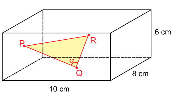 Ilustração de um paralelepípedo reto-retângulo com dimensões indicadas de 10 cm de comprimento, 8 cm de largura e 6 cm de altura. No seu interior, um triângulo com vértices nos pontos P, Q e R, que são os centros de faces, com destaque amarelo e o ângulo alfa no vértice Q.
