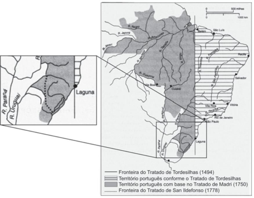 F1 Mapa da divisão territorial do Brasil e América do Sul indicando a linha do Tratado de Tordesilhas (1494), a área do território português conforme o Tratado de Tordesilhas com hachuras horizontais, o território português com base no Tratado de Madri (1750) em cinza, e a linha tracejada correspondente à fronteira do Tratado de San Ildefonso (1778), com destaque ampliado para a região Sul.